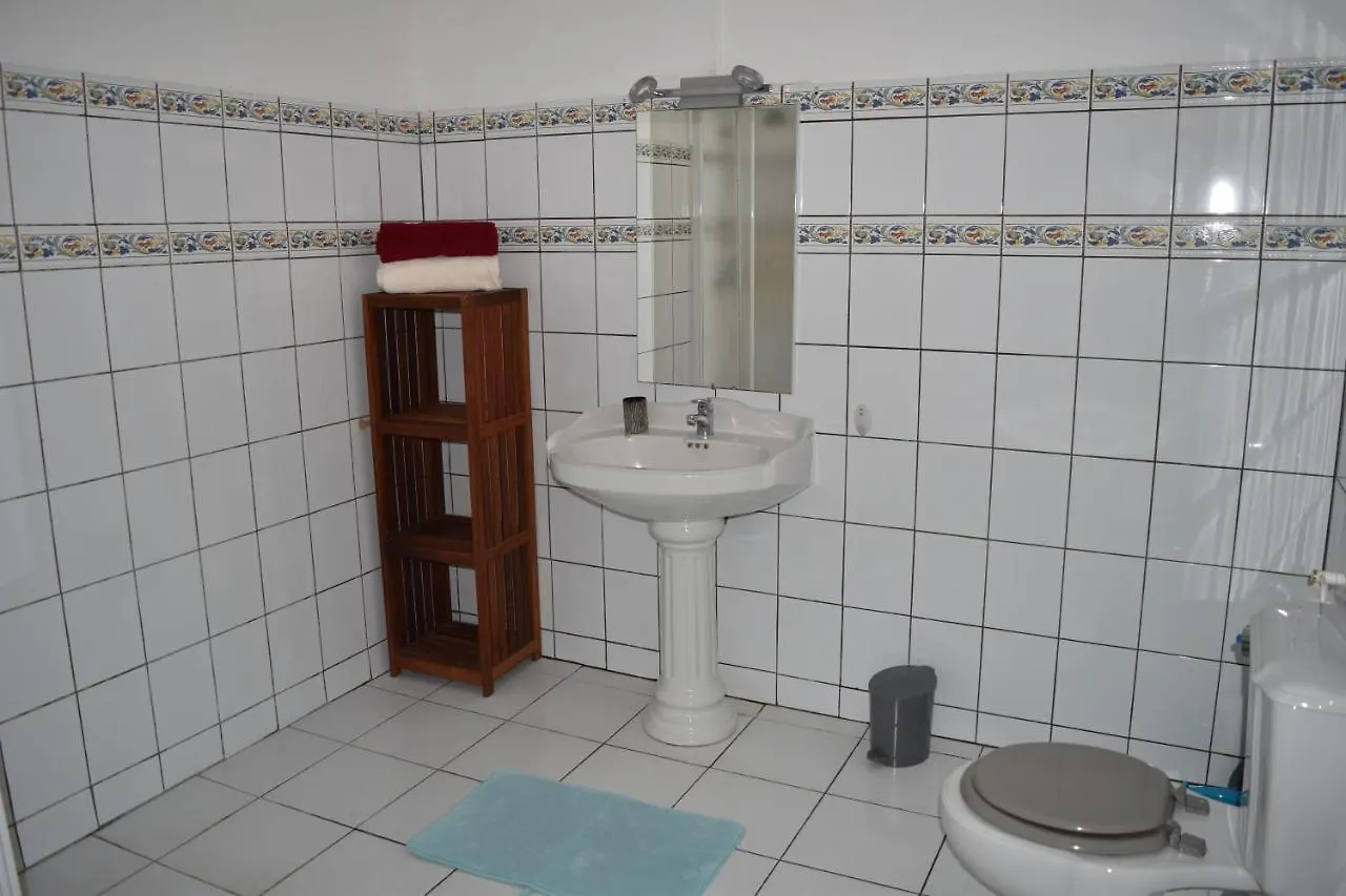 Villa Framboisine/ Bayalocation Bareto